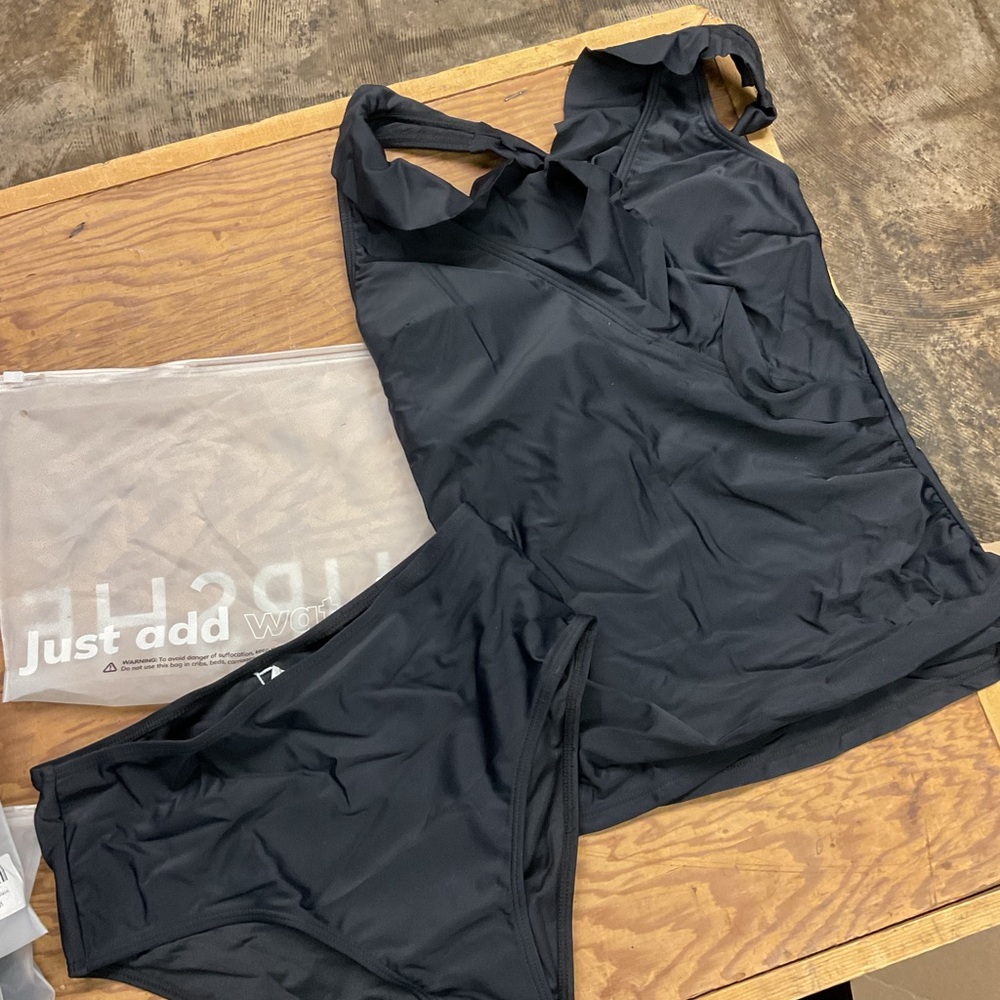 Cupshe Black Swim Set